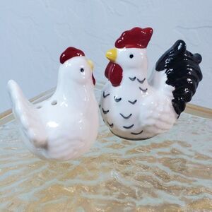 Hand Painted Hen and Rooster Mini Salt and Pepper Shakers